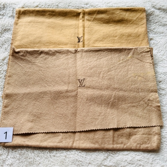Louis Vuitton Dust Bags Bundle. - Picture 4 of 6